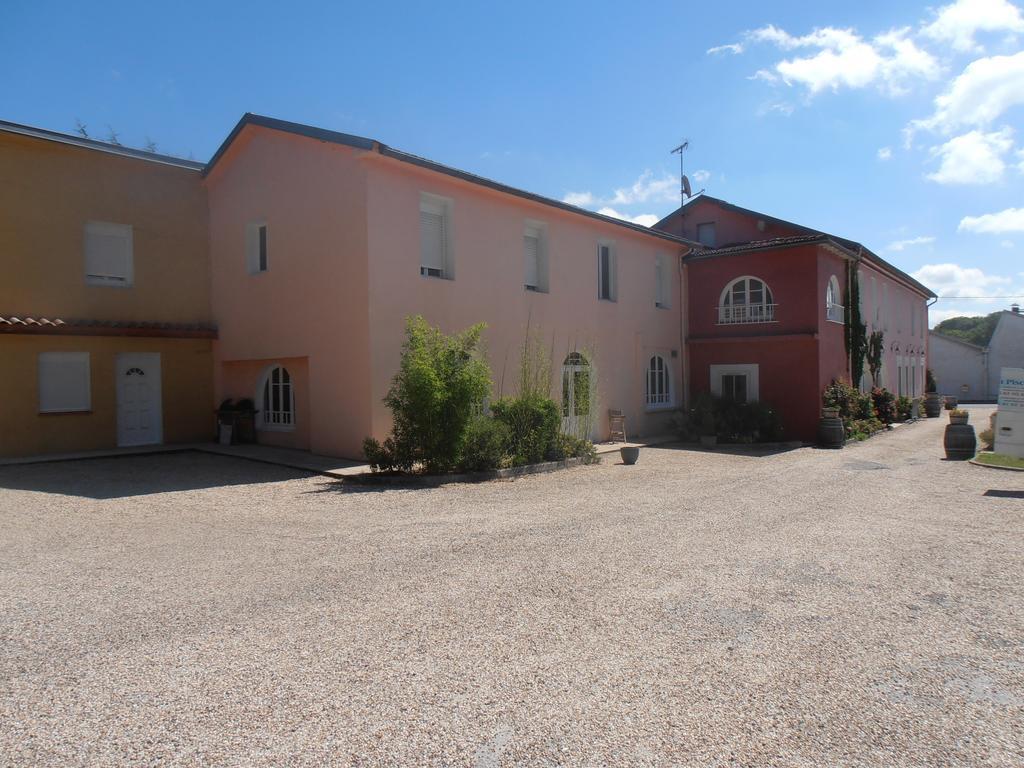 Hotel Castel D'Olmes Tabre Exterior photo